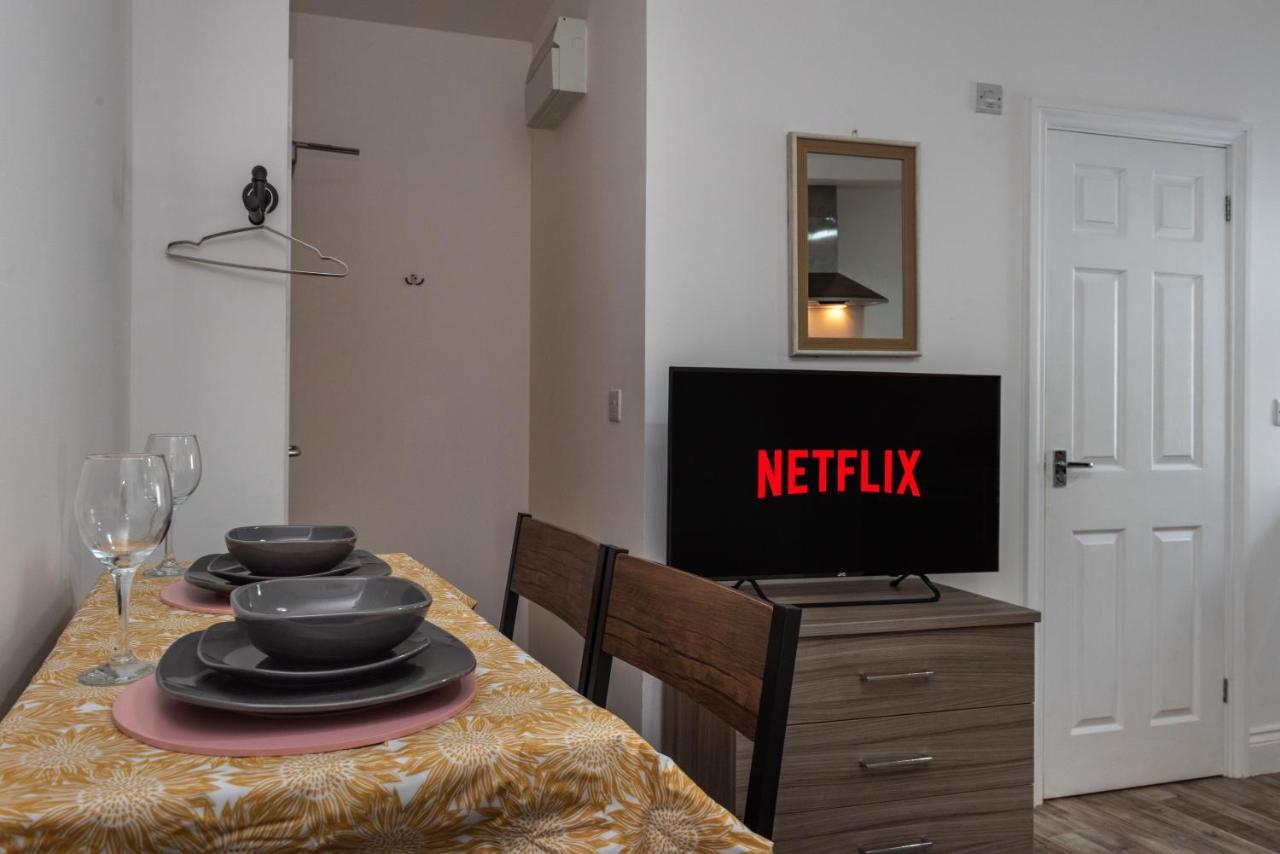 Croft Road Apartment