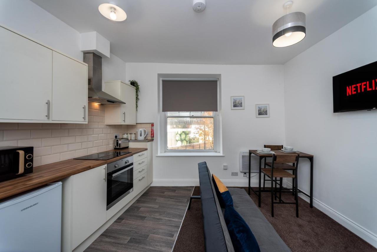 Apartment Croft Road *